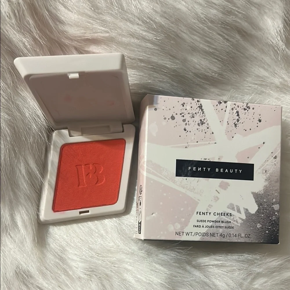Fenty Beauty Suede Powder Blush - Vibrant Orange